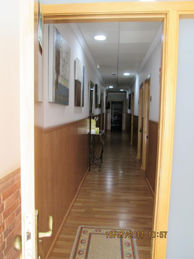 Hostal Banderas Fuensanta de Martos Exterior photo
